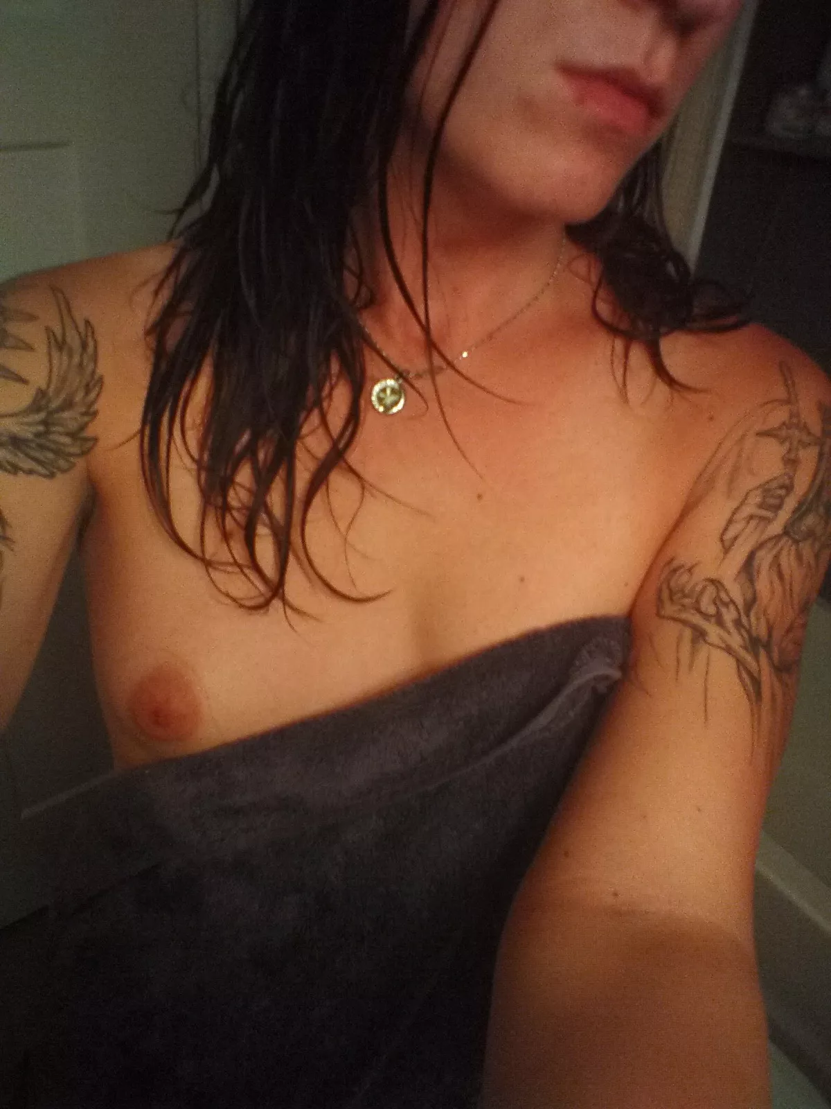 [I] Gold and purple posted by Still_made_sense