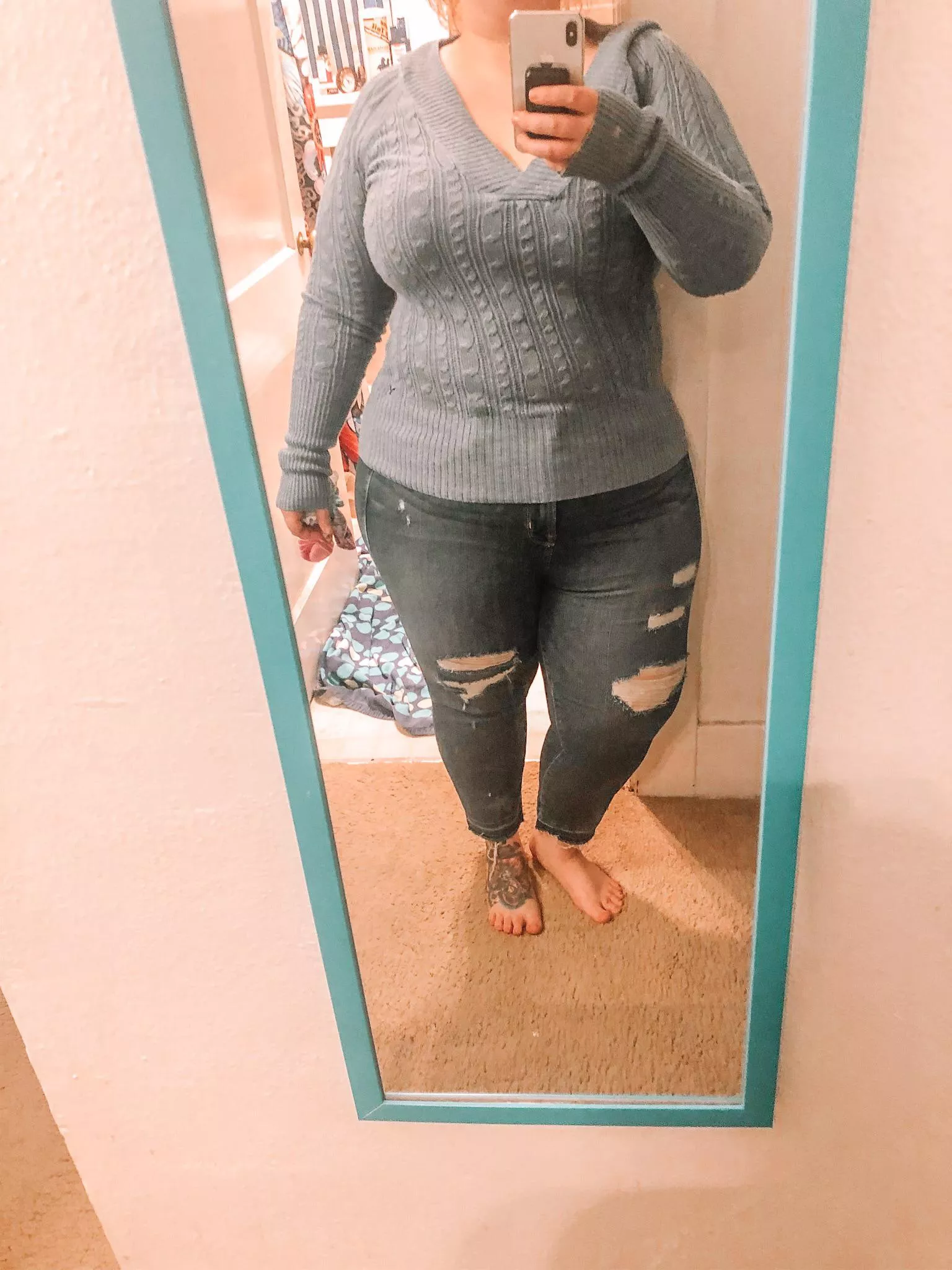 I got a new pair of jeans! You like?? 😋 posted by LwaxanaT