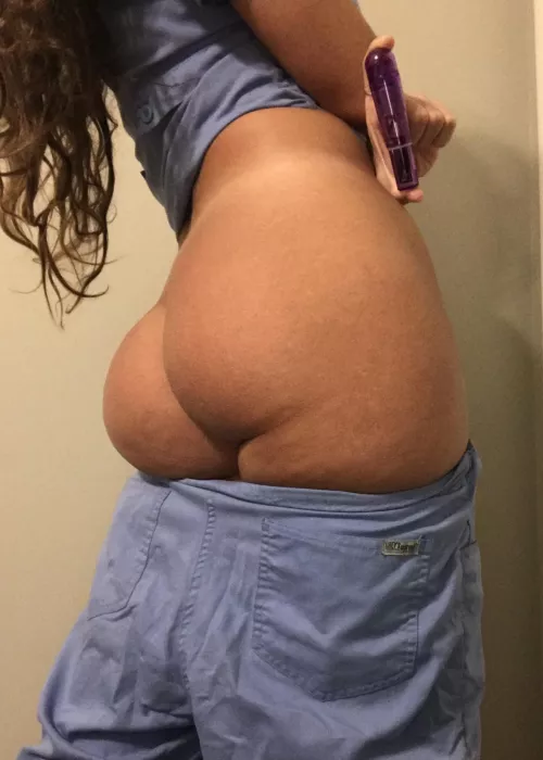 I got a new toy that fits right in my pocket I can use at work, wanna try it on me? [BA]