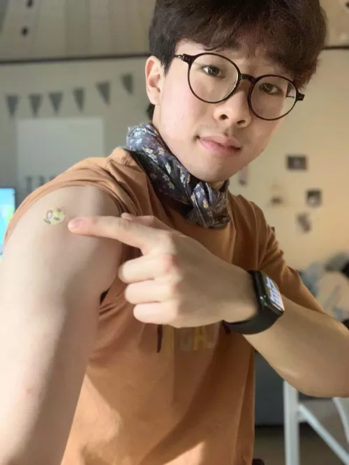 I got my booster shot today from paediatric hospital and she gave me a cute bandage by notthehappiestyet