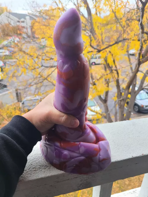 I got my first (second?) toy from Friday's drop, excited to try it out by MsAllisaurus