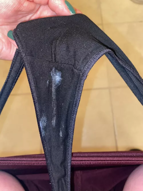 I got my new cotton panties all wet and creamy 😋🍽 by lenore_leander