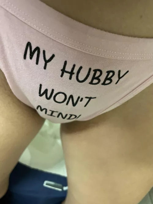 I got sent this while we both were working🥵 sos for respectful bulls by Anonymouscuckold69