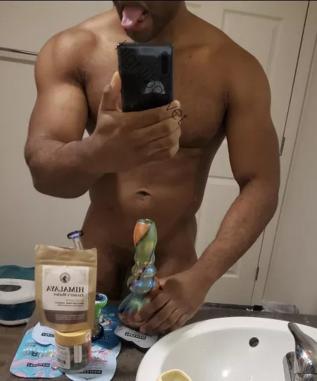 I got two pieces for you to blow 💨💨 by highlibidovet