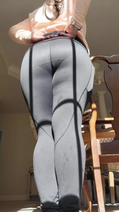 I guess I shouldve worn a thong! by RubyxAurora