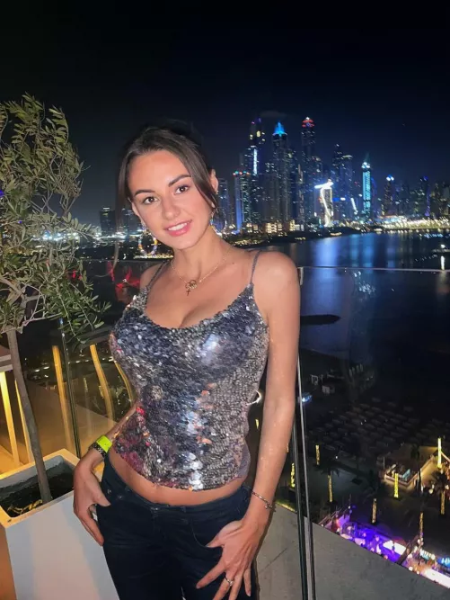 I had incredible night out at the Dubai. Do you like my sparkling style?) by Tamara_Sunshine