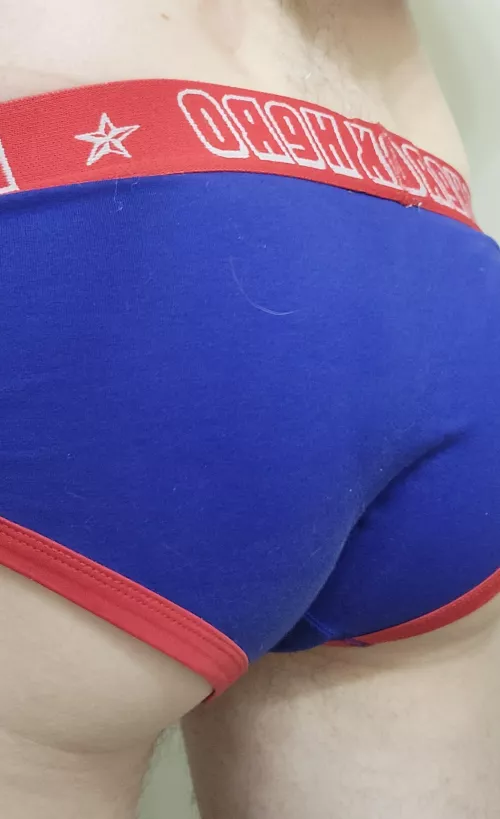 I had the most amazing wet dreams.. I'll have to put in a cage today.