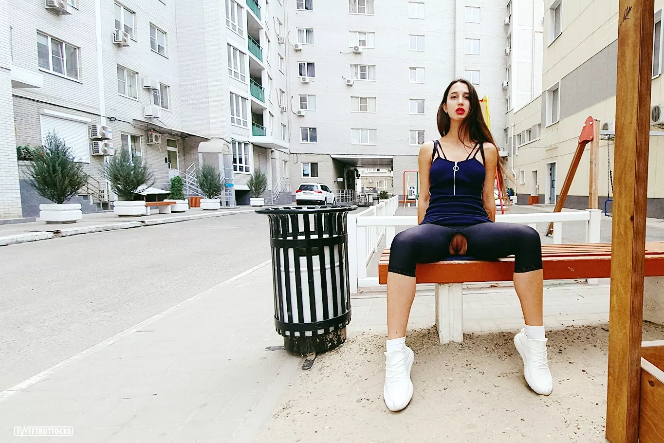 I have a new hole in my pants! posted by sweetbuttockss