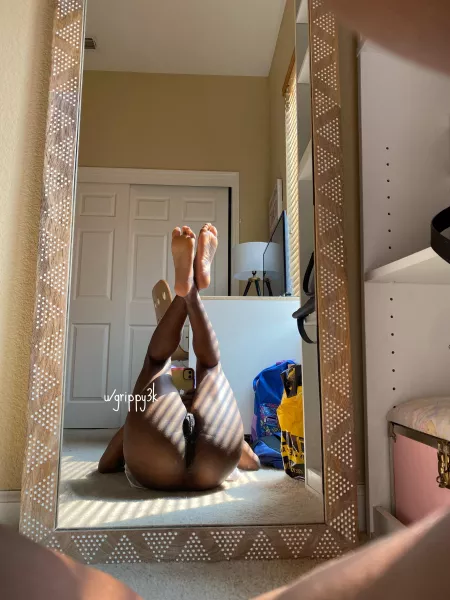 I have horny thoughts…wbu? by grippy3k