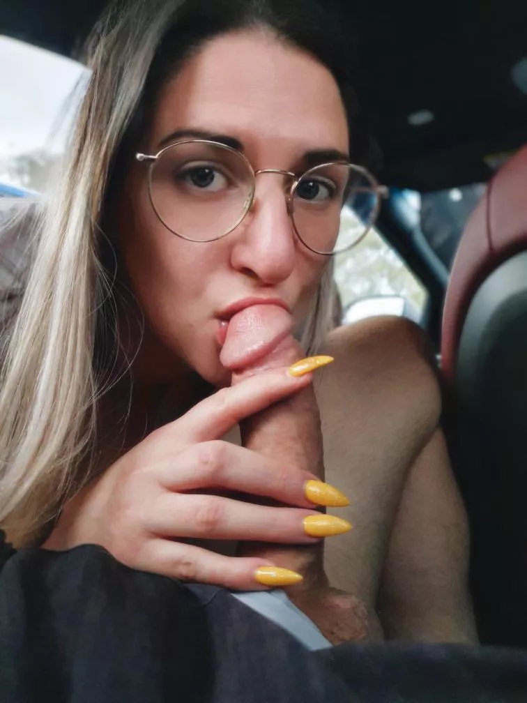 I have the best times in the back seat posted by poppy_princessx