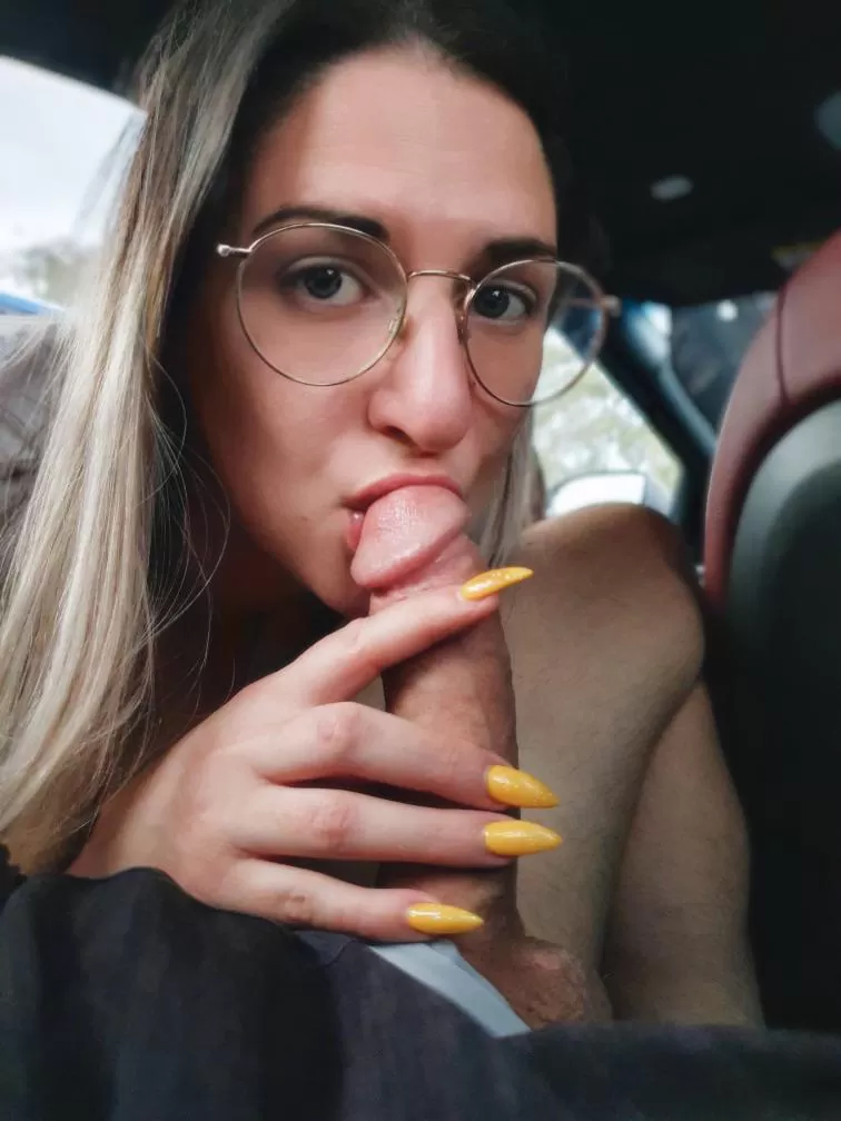 I have the best times in the back seat posted by poppy_princessx