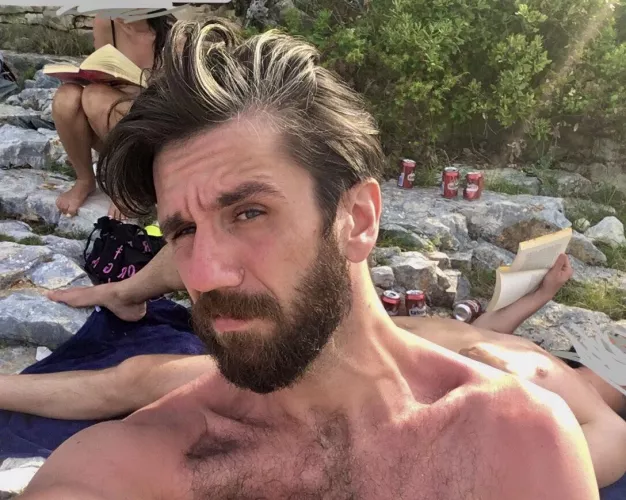 I have this streak of gray hair that looks like it’s dyed, but is actually weirdly natural (M/34) by burneracc1250