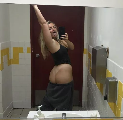 I have this tan line year round by barelyalex