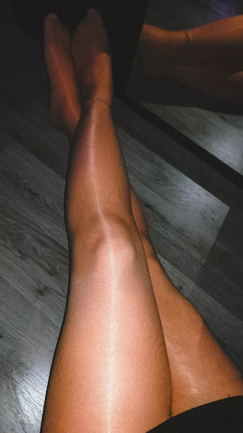 I haven't posted here before, let me know what you think! by Lexi_Bloom