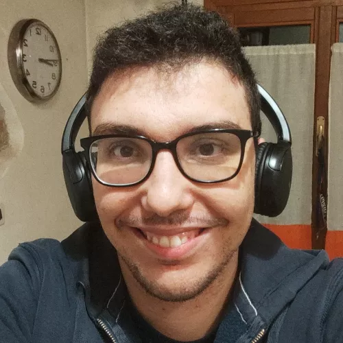 I heard that chubby gaymers give the best hugs, is it true? by cece95x