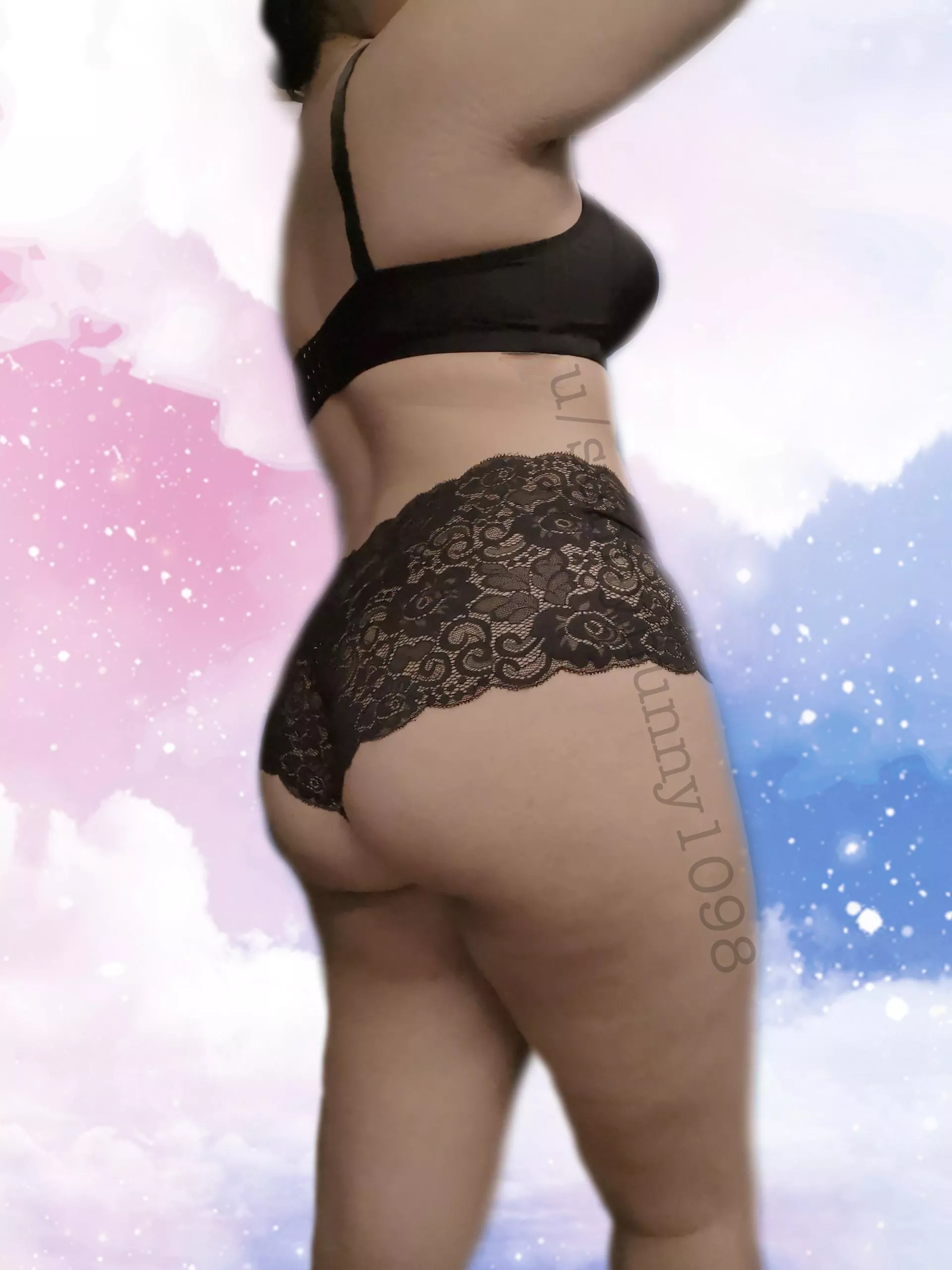 I heard u like em thicc 🤭 (f) posted by sunnyhunny1098