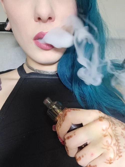 I heard you folks might like some clouds? Just kicked up from 3mg nic to 6mg! It's great for when I can't have a cigarette but still need my fix! 🤤🥰 by Kinkylittlehippy