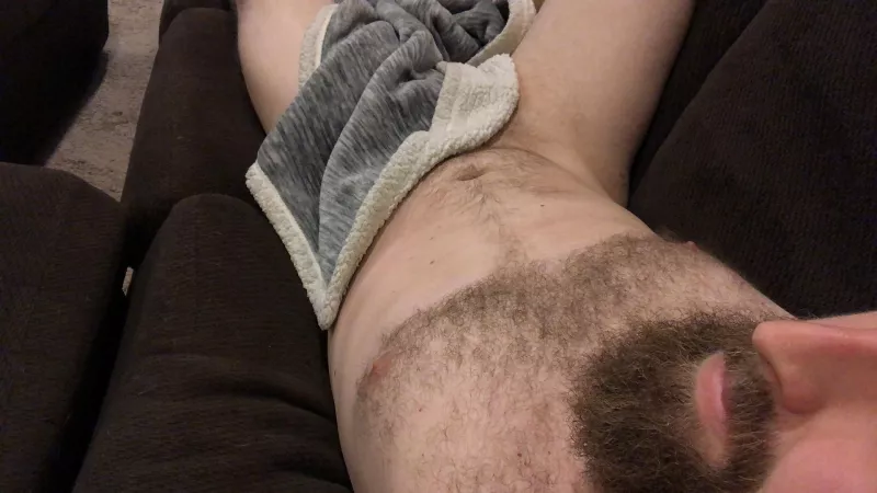 I hope everyone enjoys their Sunday! Time to relax :) by SteadyNut