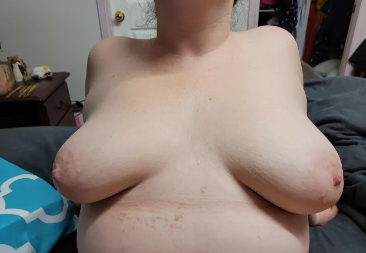 I hope everyone has a great day 😘😘😘 by MrJ676767