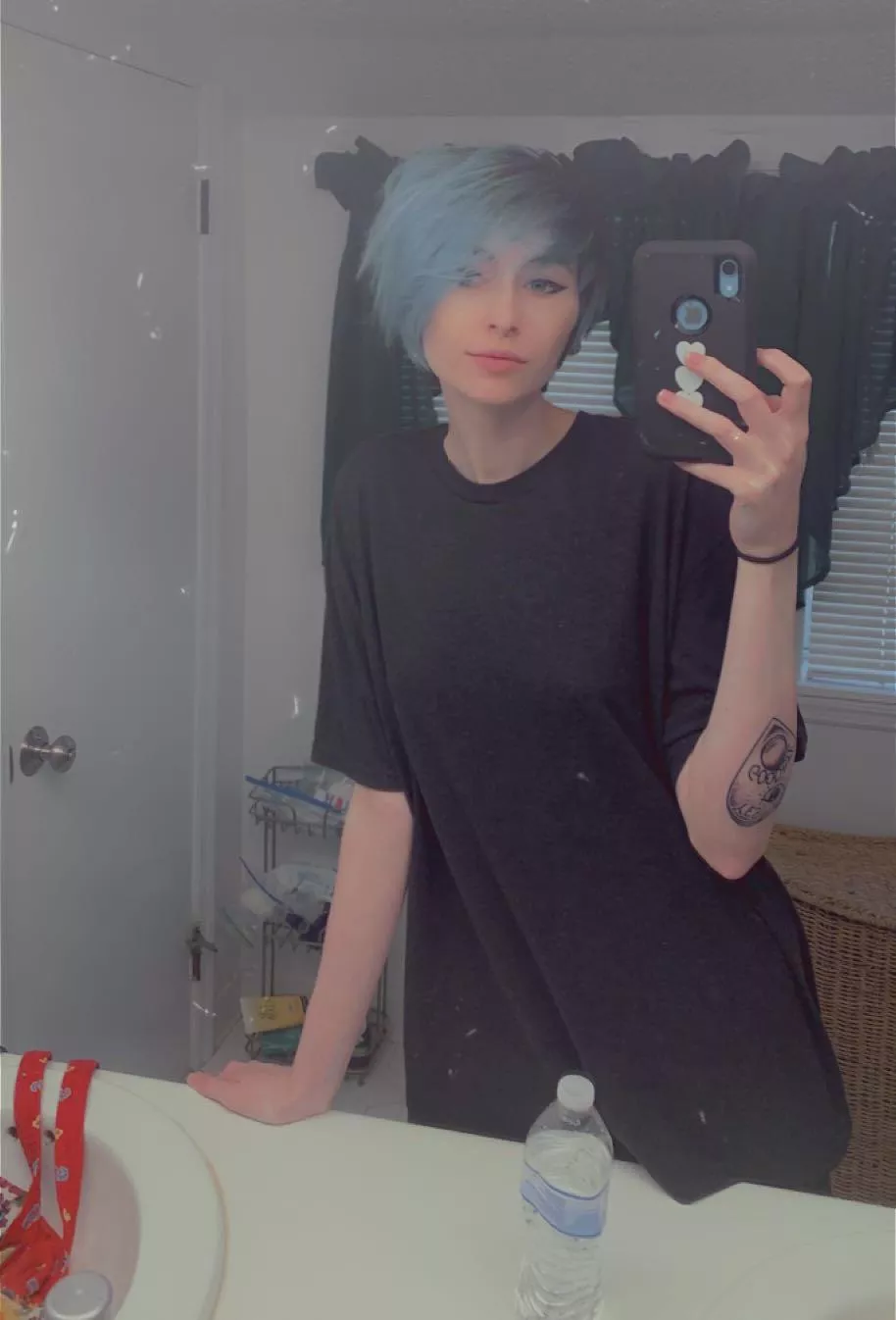 I hope everyone here has a happy new year!💙 posted by dejectedwraith