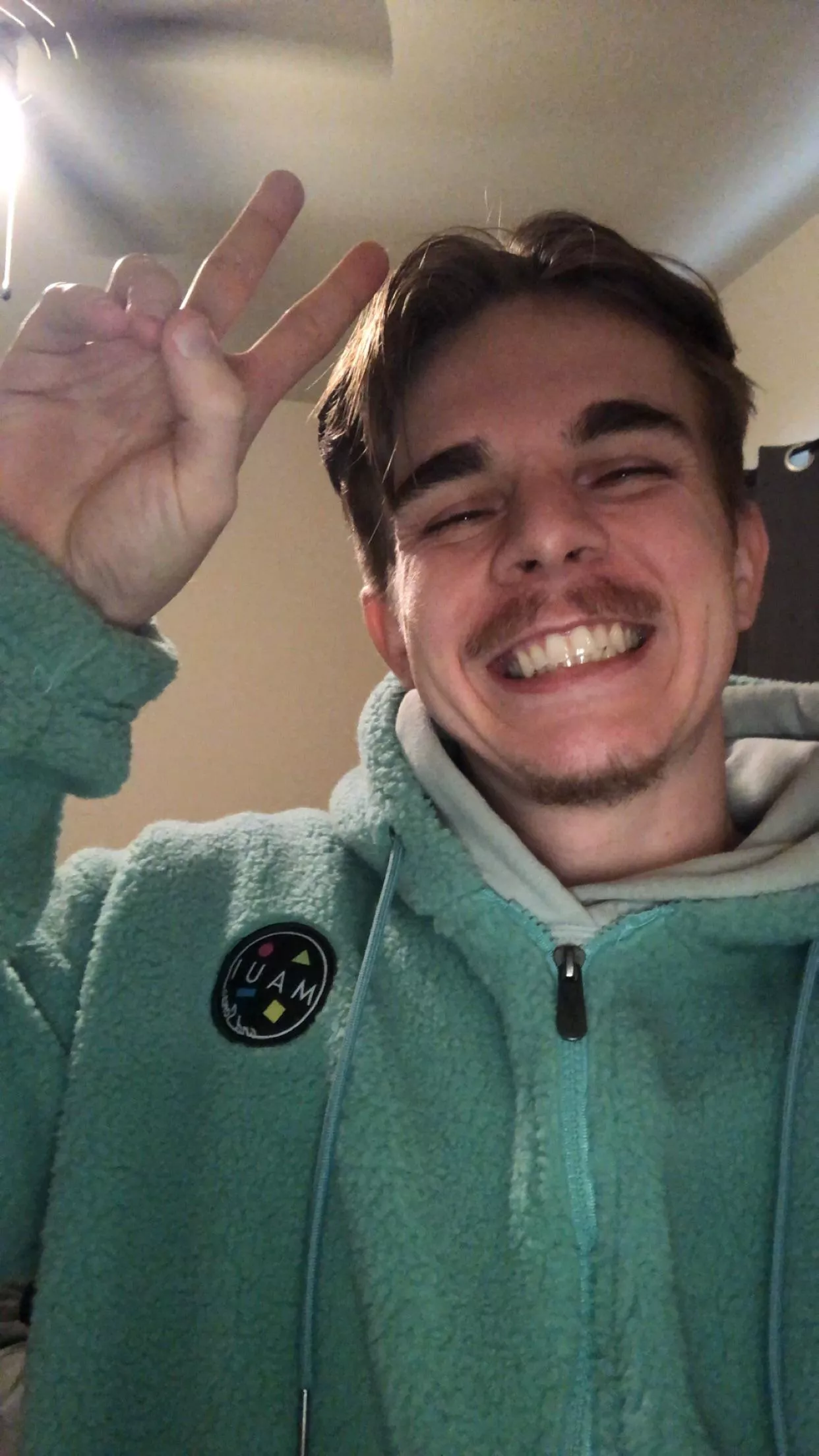 I hope everyone woke up today ready to rock this week 💕 posted by offmyhighhorse