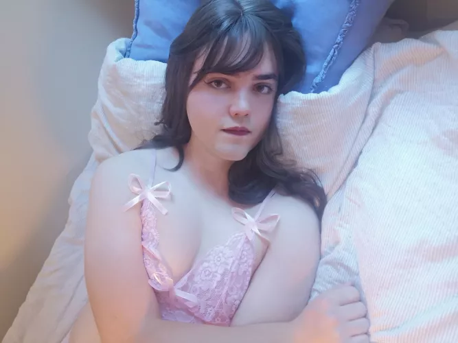 I hope hrt gives me bigger boobs 🌸 by Ingridvik00