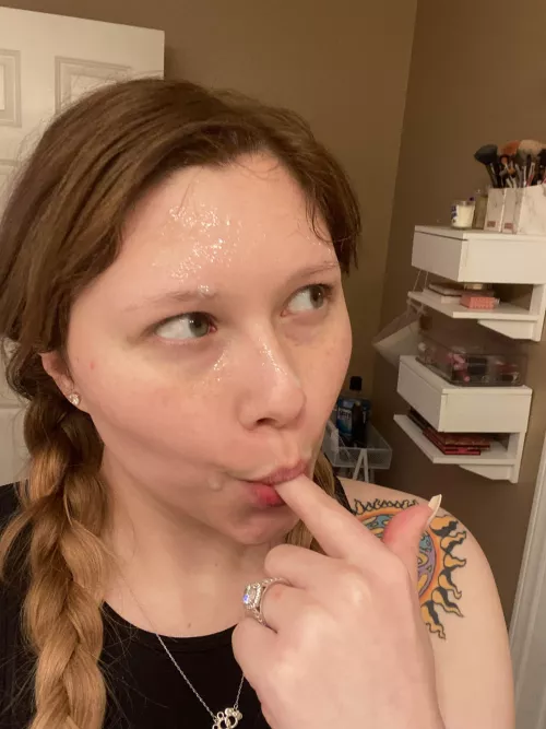 I hope I still look ok when I’m a little messy by Princesslillyof