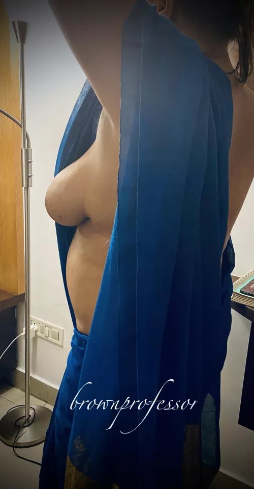 I hope Indian women are welcome on this sub.. by BrownProfessor