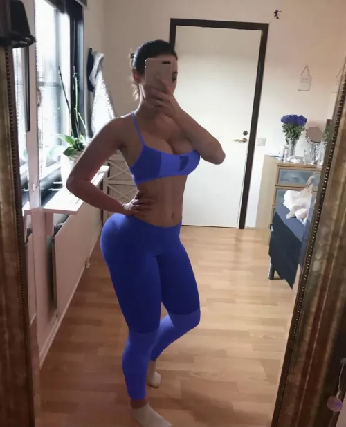 I hope my body still gets love even tho I’m not naked 😅 by official-ineshelene