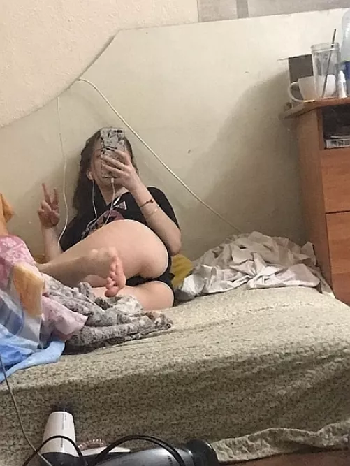 I hope my parents won’t find this account lol by Liquidationn