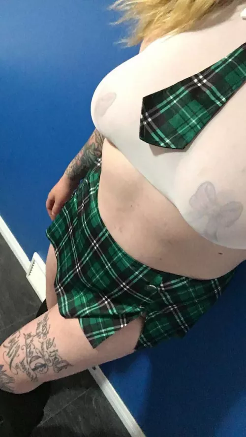 I hope taking this doesn’t make me late for class. by heartbreakbae