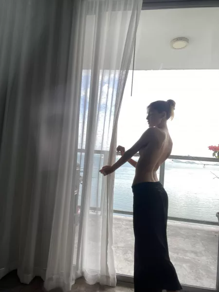 I hope that the 5 guys who see this like my petite body 💕 by sofia-lopez