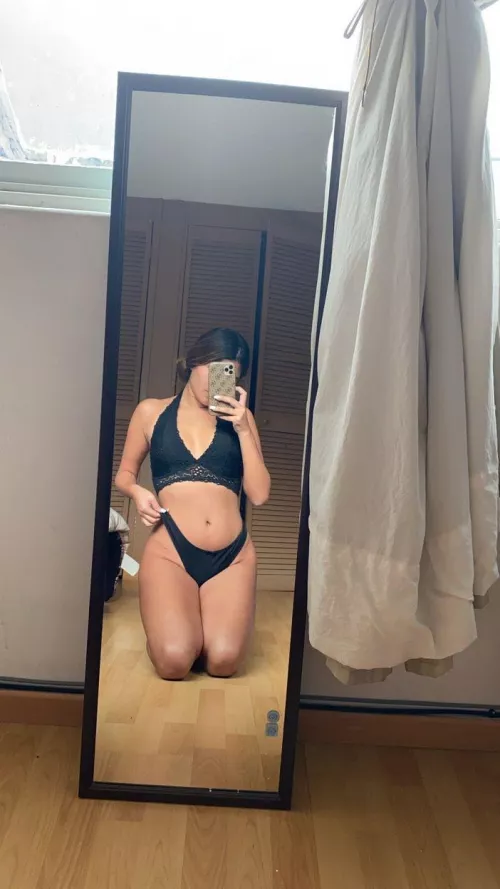 I hope this makes at least a few people hard❤️ by sophia_dlg