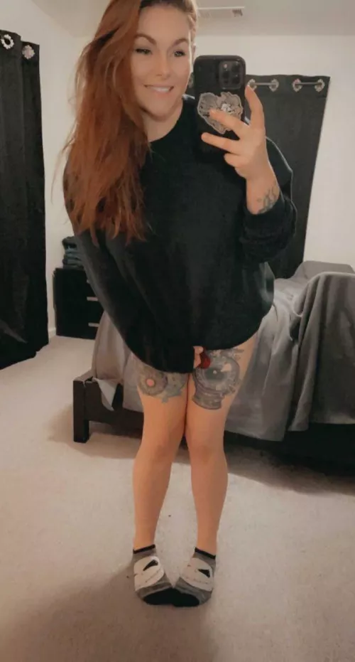 I hope y’all enjoy my legs:) [f] by Inkedandmilky