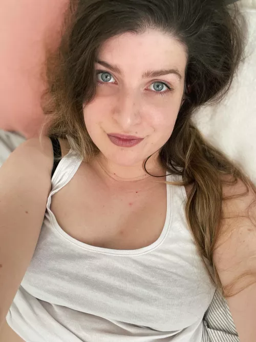 I hope you don’t mind me posting my face for a little confidence boost after a long day? by AmyStranger