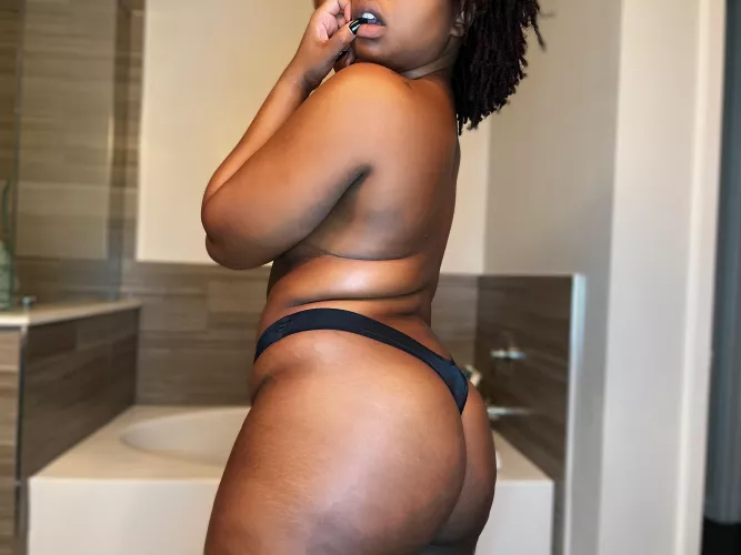 I hope you like chocolate 😋 by Lipsandlocs