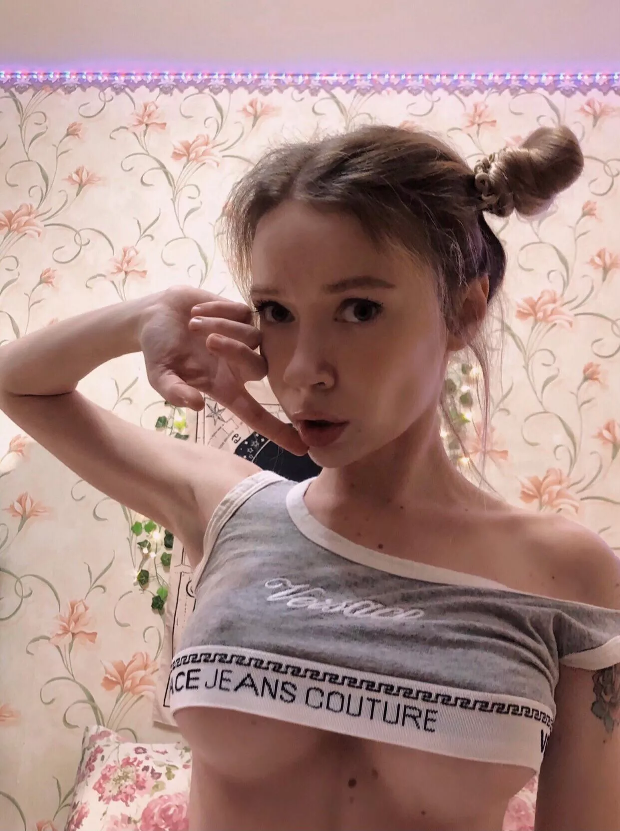 I hope you like shy and horny girls❤️ posted by im_lunabelle