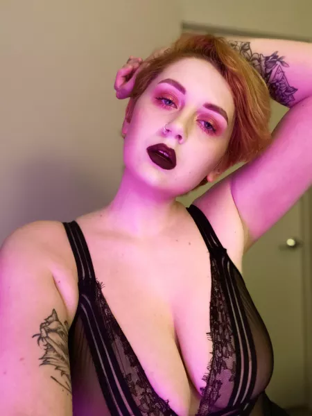 I hope you’re ready to get topped by a tall alt ginger! My strap matches my makeup 😈 by percysbitch