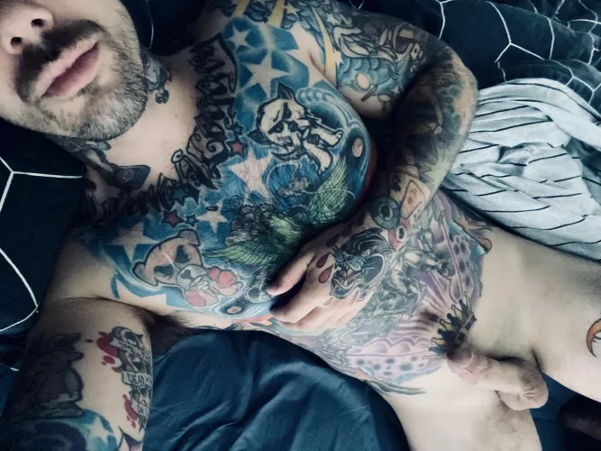 I hurt my neck. Need massage, stat. by WellBlameMe