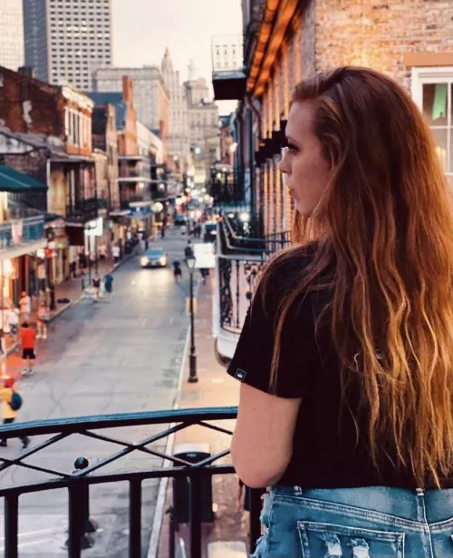 i just absolutely love this picture my friend snapped of me 📸 by istayyawayyyX