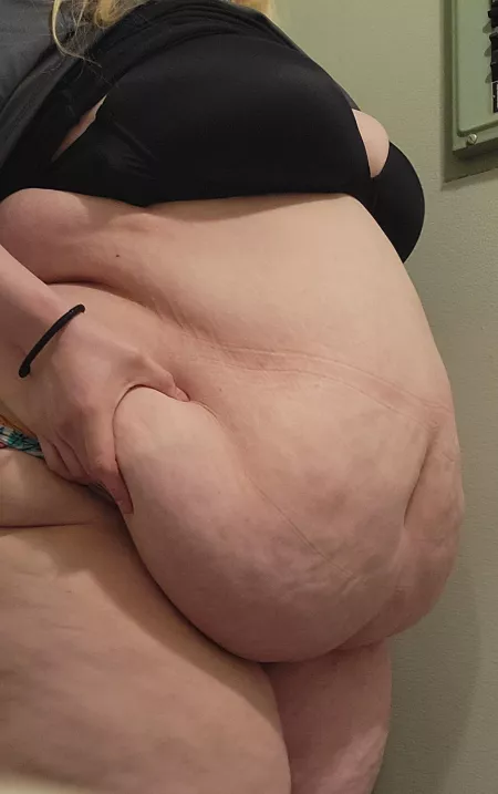 I just can't stop posting 😫 by bbwangelxxx