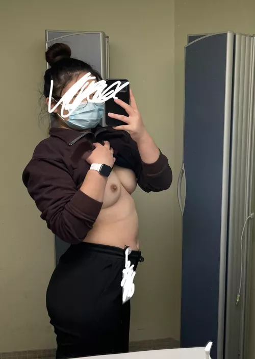 I just got so horny on my night shift by stoopidazn