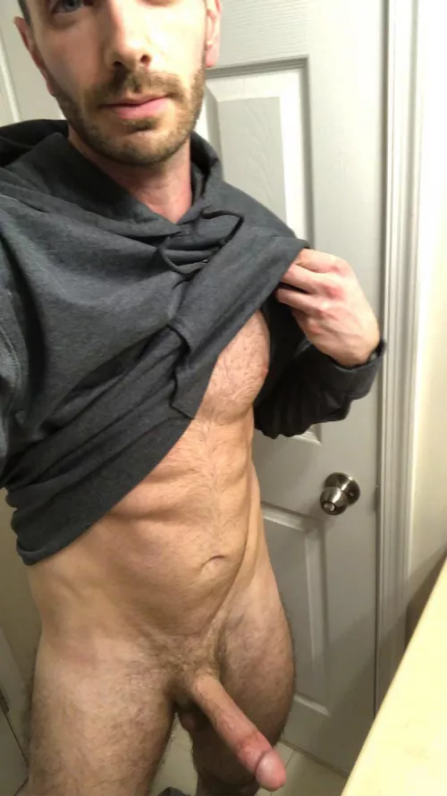 I just got this new sweatshirt. by throwthisaway8900