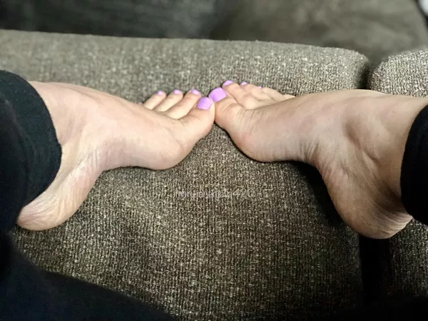 I just love my arches & this nail color is to die for 🤤 by [deleted]