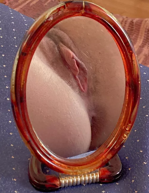 I just took my favorite pussy pic 🤩 by tinkerbutt_