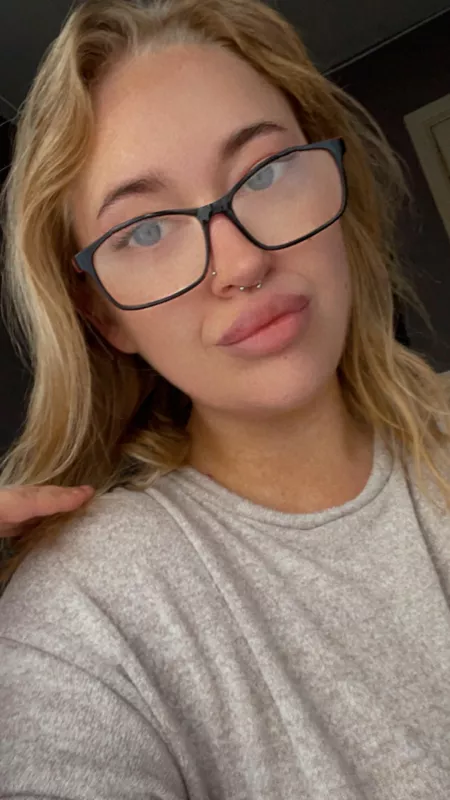 I just took this, am I pretty? by Born_Affect1569