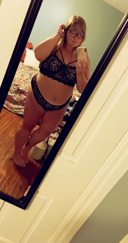 I just wanna be a bad girl for you 😈😜💋😘😍😏✨ by thickthighzhazeleyez