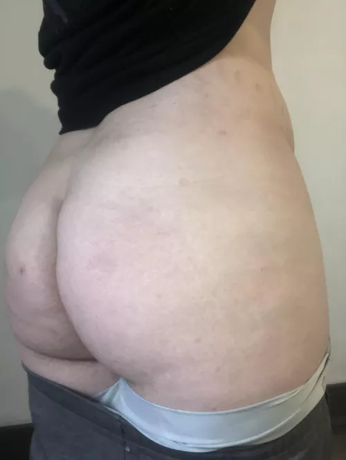 I just wanna be pinned against the wall and fucked hard by pepelongpepe