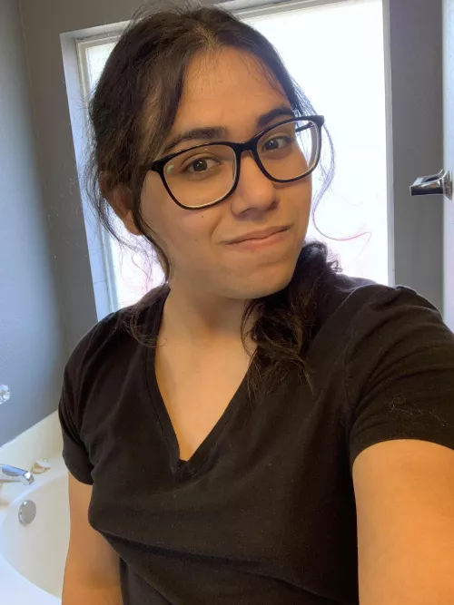 I just want boys to think I’m cute by LaMoscaSoyYo