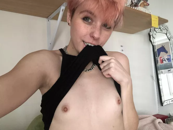 I just want to be played with by FaeRiot